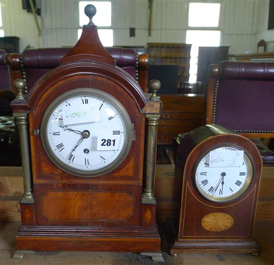 2 mantel clocks